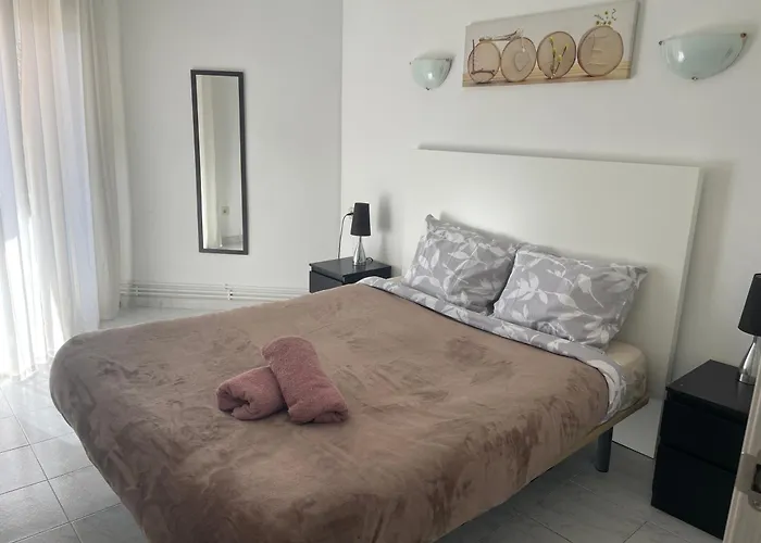 Comfortable Costa Zeus Blanes