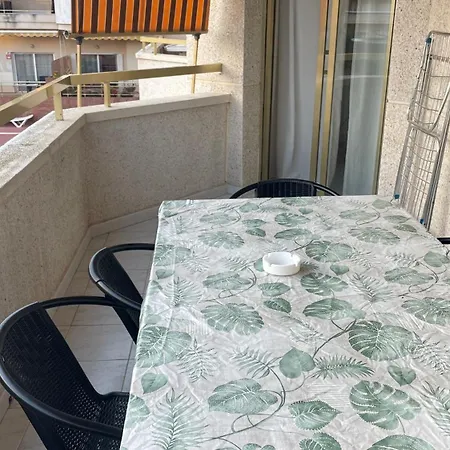 Comfortable Costa Zeus בלאנס